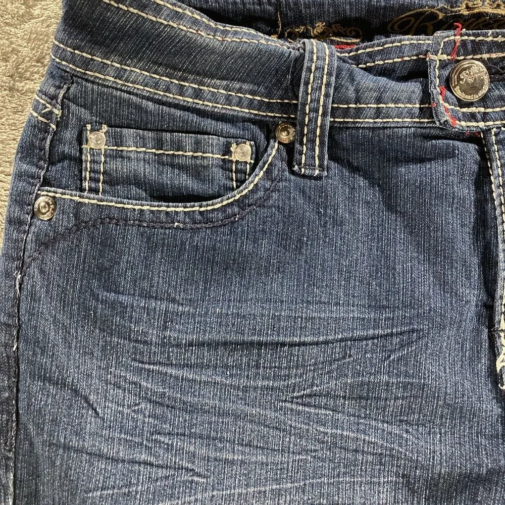 Royalty Jean Shorts‎ Women's Size 8 Dark Wash Cuffed Stretch Large Stitch - Picture 6 of 15